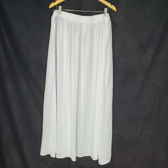 Swimsuits For All Beach Pool Skirt Swimsuit Cover-up Sheer White Size 22/24 Slit - Picture 2 of 11